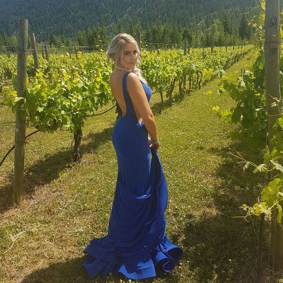 Meet your Posher, Brieanna - Picture 1 of 1